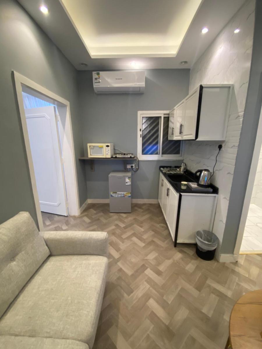 Suitetrails - Smart Entry Apartment