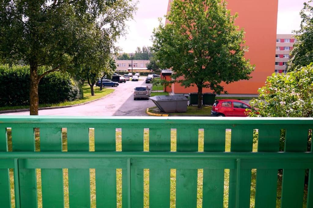 Cozy apartment near Lõunakeskus with home cinema - Housity