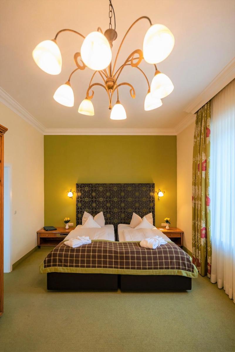 Parkhotel Traunstein - Housity