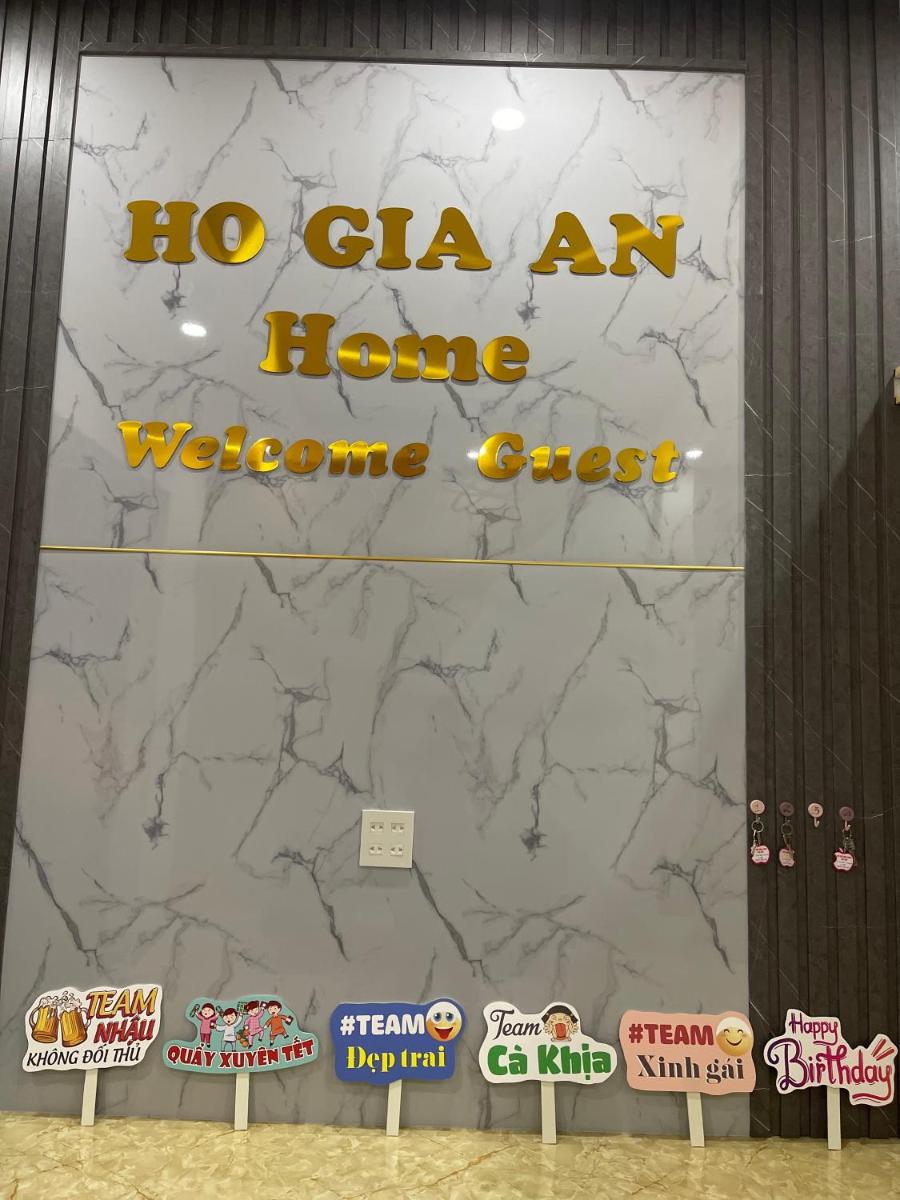 HO GIA AN Home - King Room - Housity