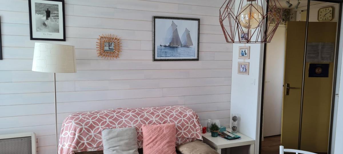 Côte de Granit Rose - Housity