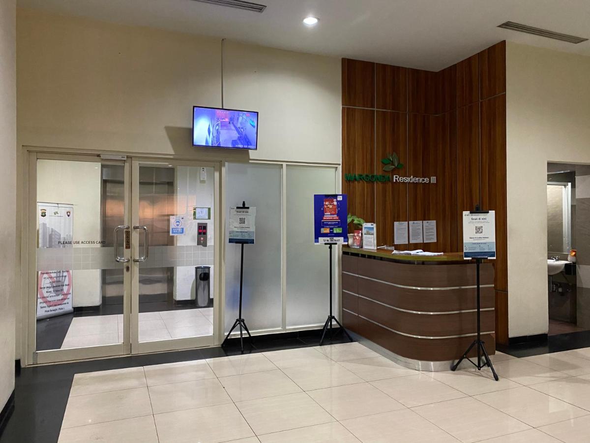 APARTEMEN MARGONDA RESIDENCE 3 DEPOK BY DBancah Rooms - Housity