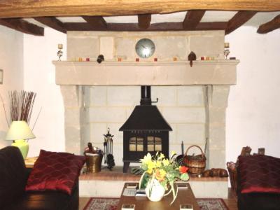 La Maison Tournesol - 3 bedroom house with large garden near Saumur - Housity