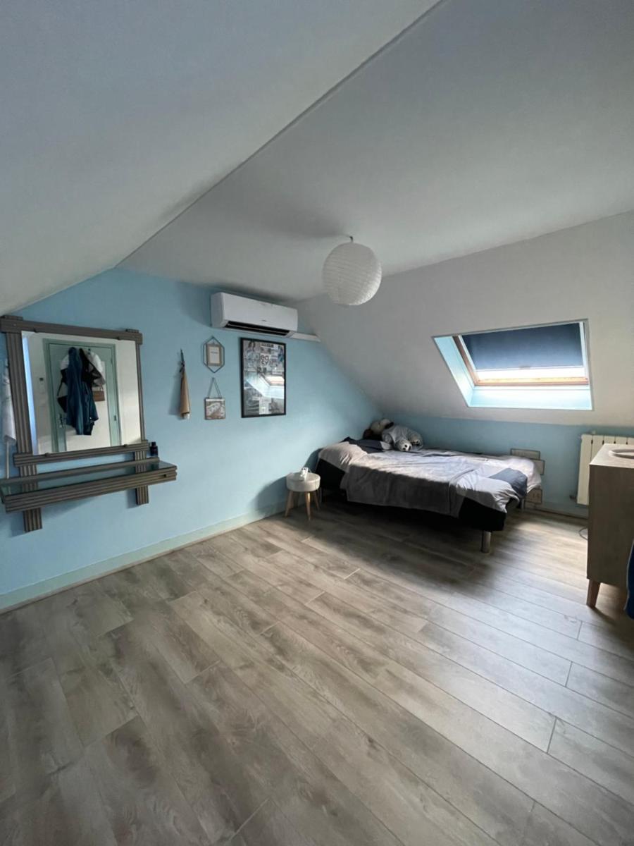 charmante maison avec 4 chambres et parking fermé - Housity