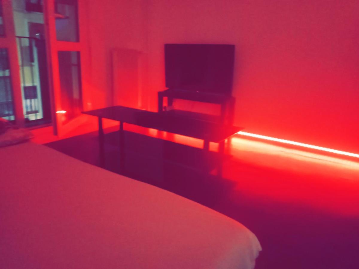Joli Studio avec Balcon proche de tout - Housity
