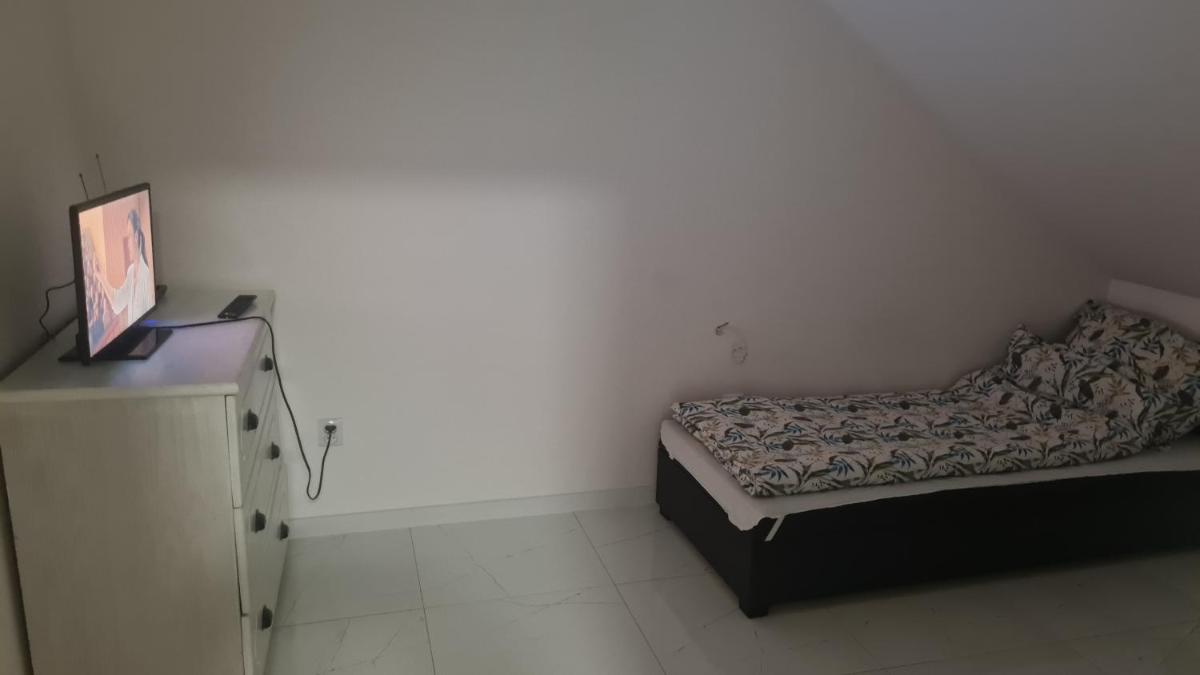Naworol 5 - Housity