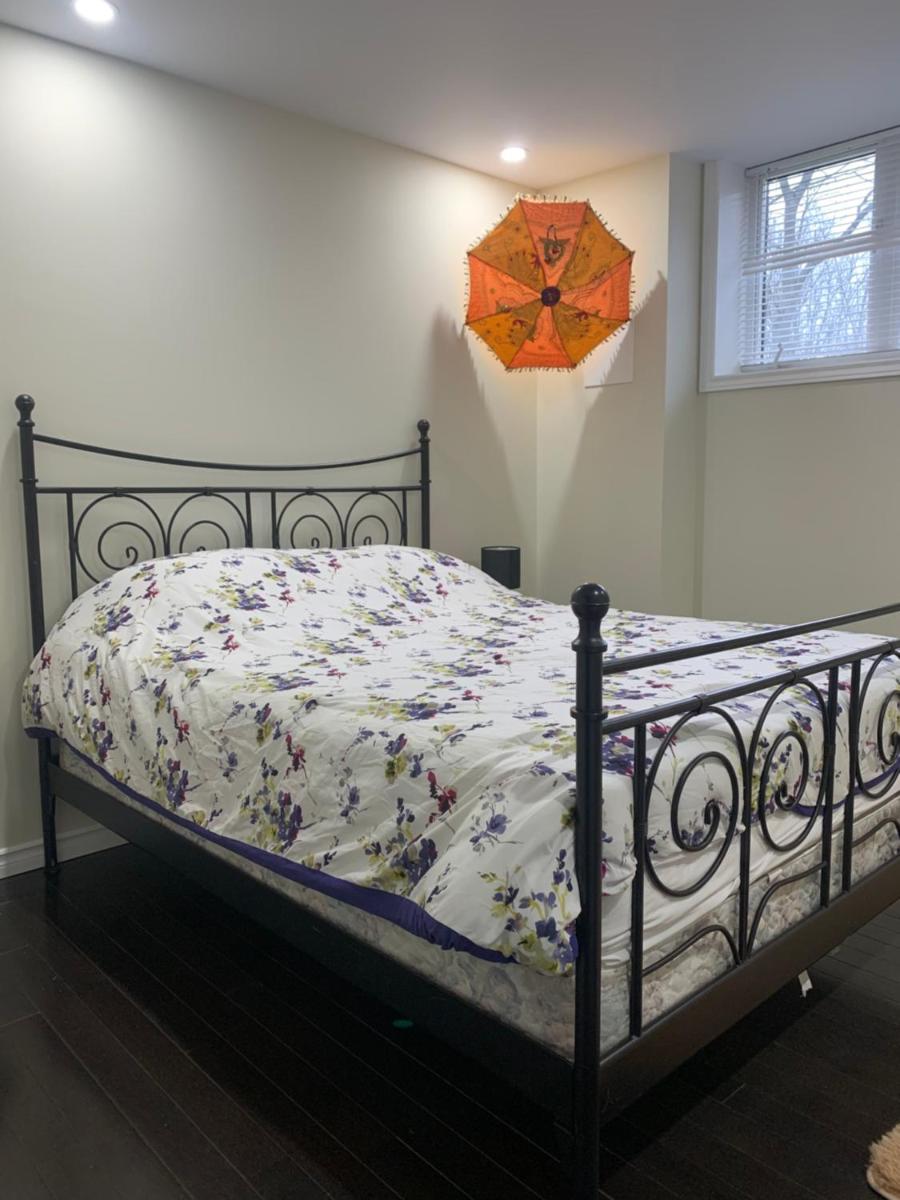 Niagara Contemporary Stay - Housity