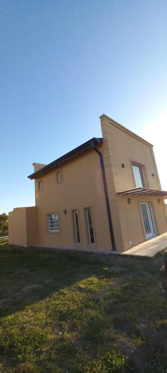 El Descanso ( Concepción del Uruguay) - Housity