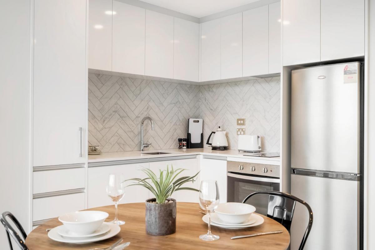 Lovely one bedroom unit with beautiful view - Housity