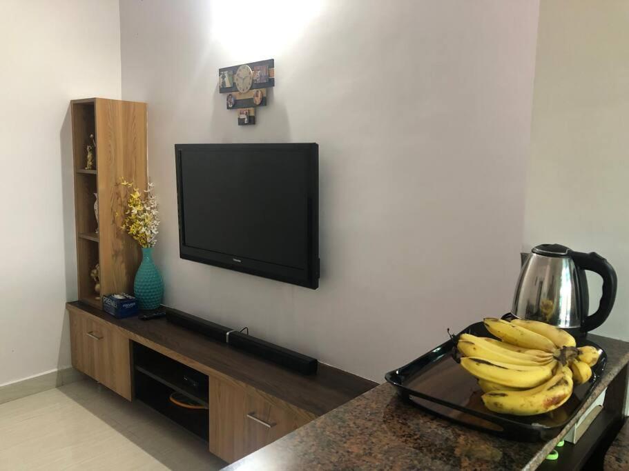 Cheerful 2 bedroom Private Farmhouse stay - Housity