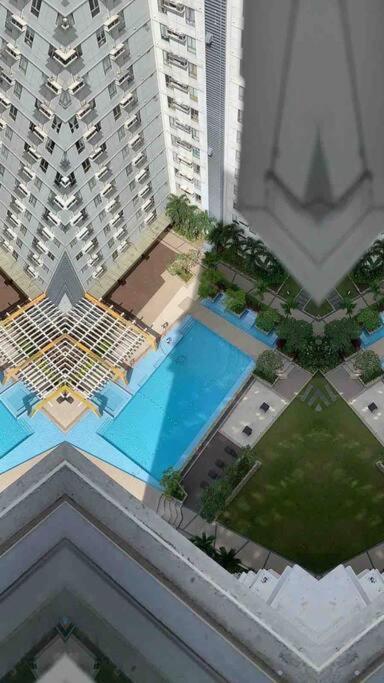 Premium location @Vertis North, for entire family! - Housity
