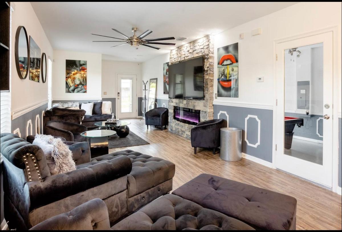 3 Bedroom Luxury Home Near Ybor City/Downtown Area - Housity