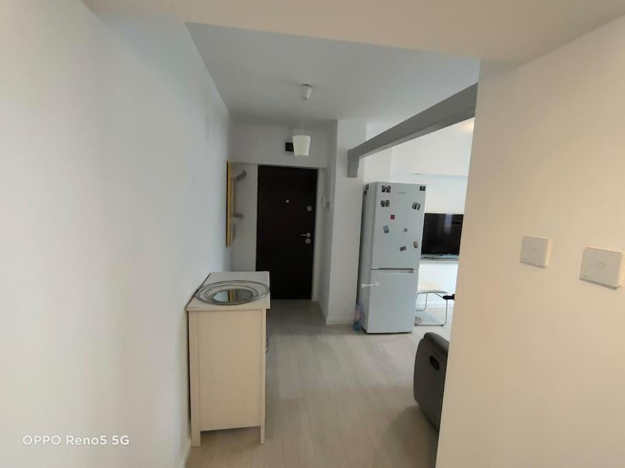 Ultracentral Ploiesti Apartment-Free Private Parking - Housity