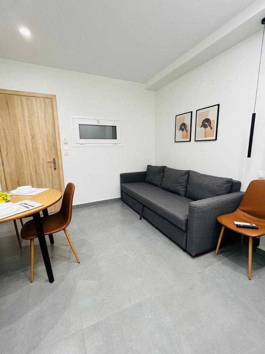 Likourgou Suite Dialog Number 1 VIPGreece - Housity