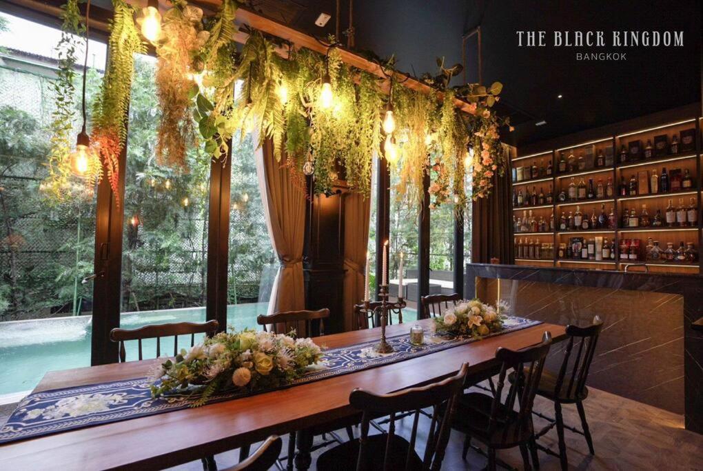 Suitetrails - The Black Kingdom - เดอะ แบล็ค คิงดอม
