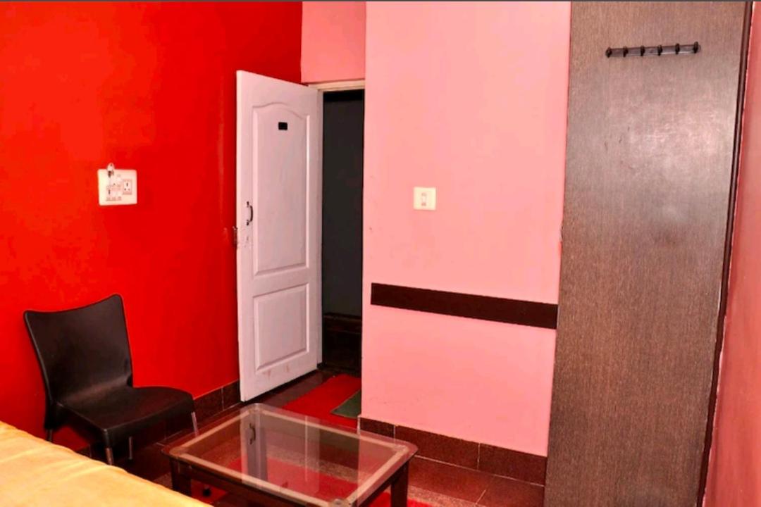 Empire Lodge - Housity