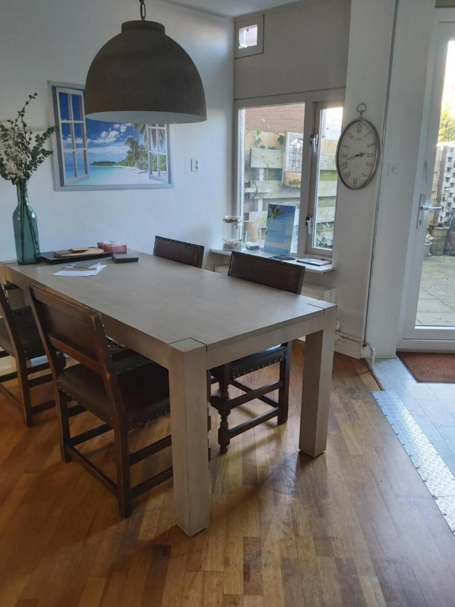 House close to beach and city - Housity