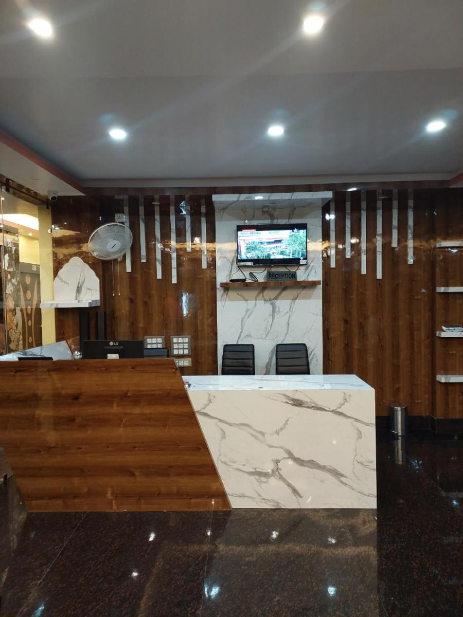 Hotel Leechi lodging & Fooding By WB Inn - Housity