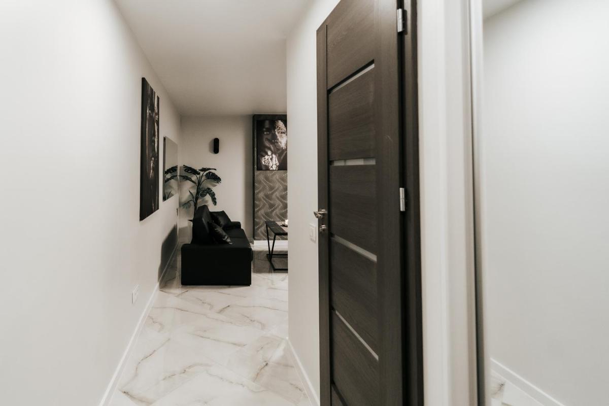 Kiss Apartment - Housity