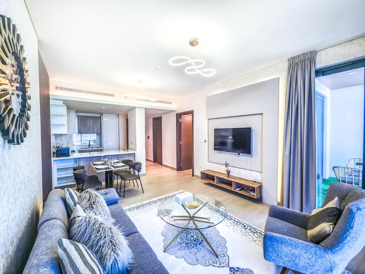STAY BY LATINEM Luxury 1 BR Holiday Home OPA 1601 near Burj Khalifa - Housity