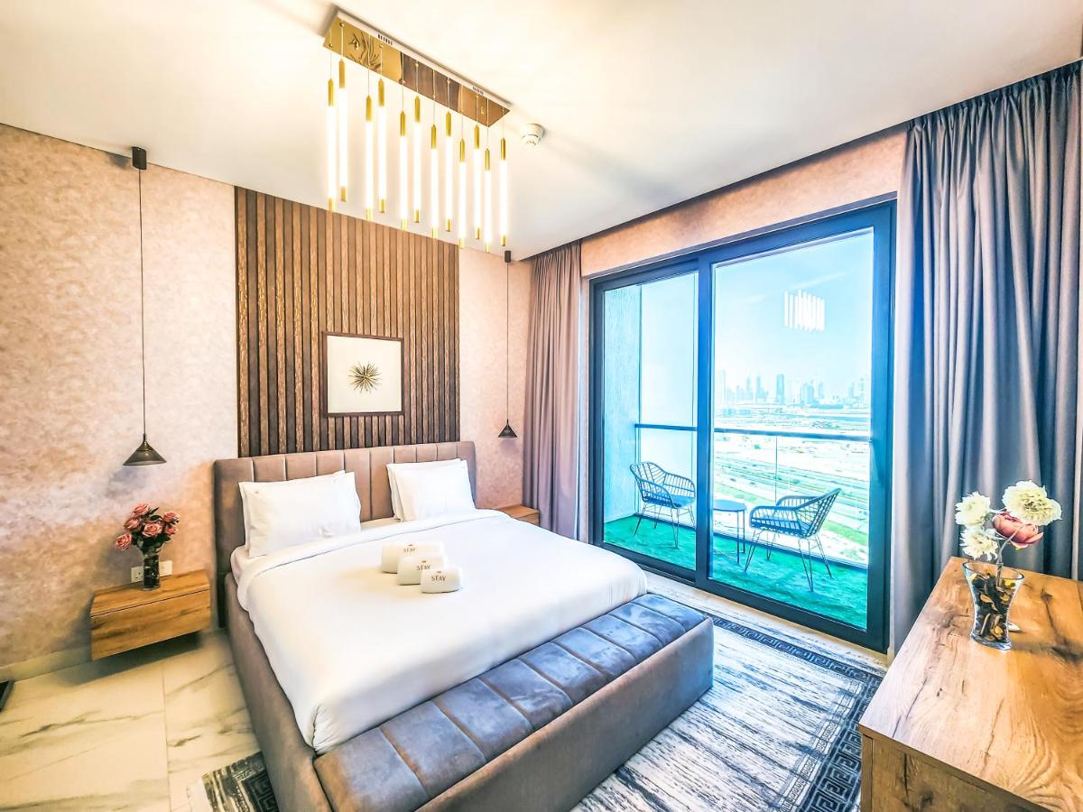 STAY BY LATINEM Luxury 1 BR Holiday Home OPA 1601 near Burj Khalifa - Housity