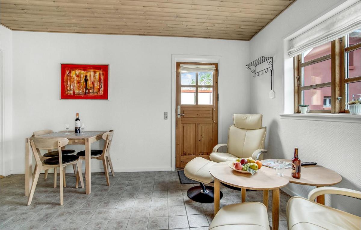 1 Bedroom Amazing Apartment In Hjørring - Housity