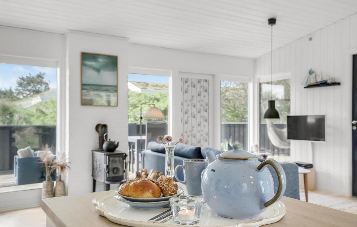 Stunning Home In Blokhus With Wifi - Housity