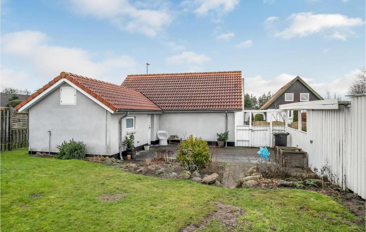 Amazing home in Pandrup with 3 Bedrooms and WiFi - Housity