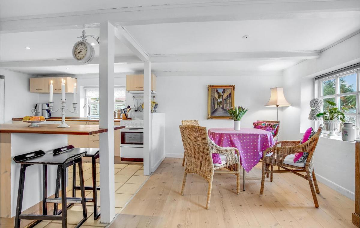 Amazing home in Pandrup with 3 Bedrooms and WiFi - Housity