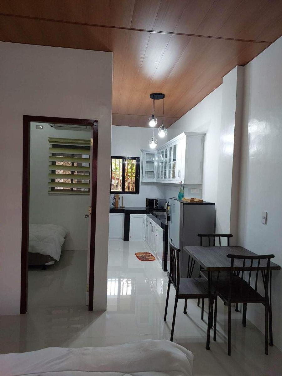 Suitetrails - FLB Apartelle Los Banos