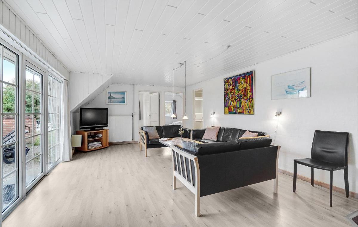 Holiday Home Vester Storetoft Fanø I - Housity