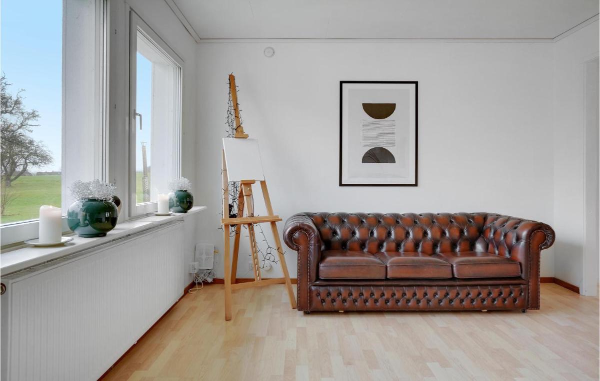 Beautiful Home In Sønder Stenderup - Housity