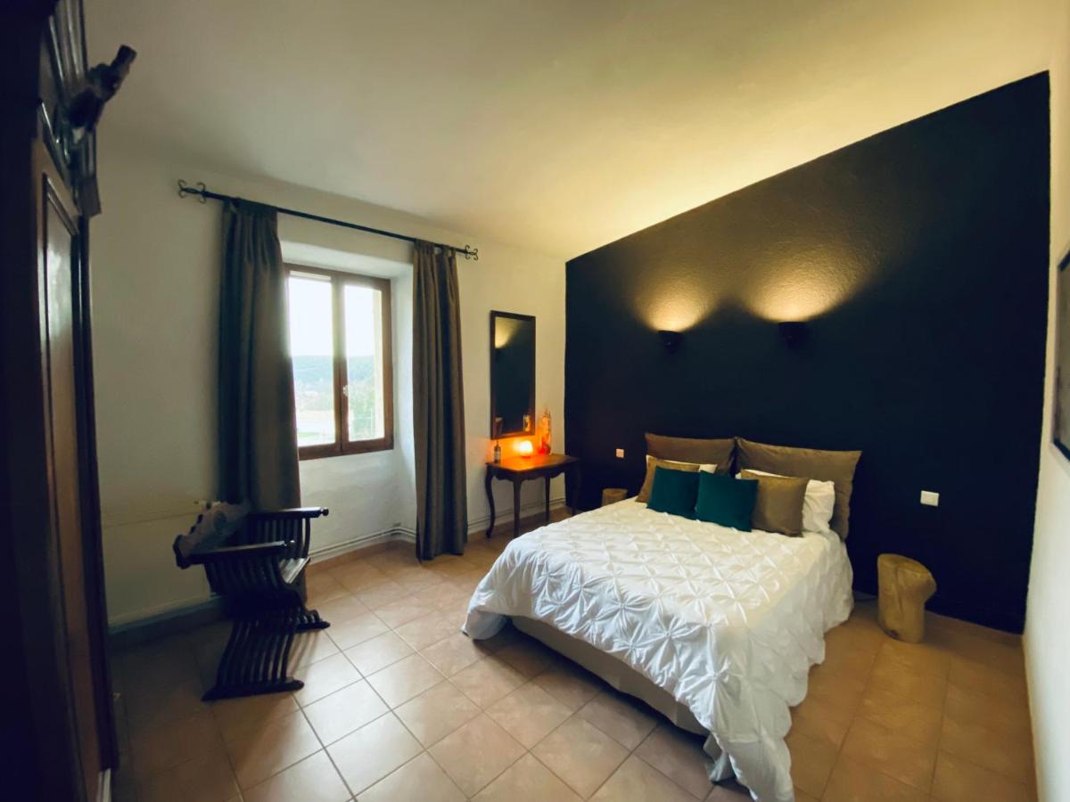 Auberge de la Tour - Housity