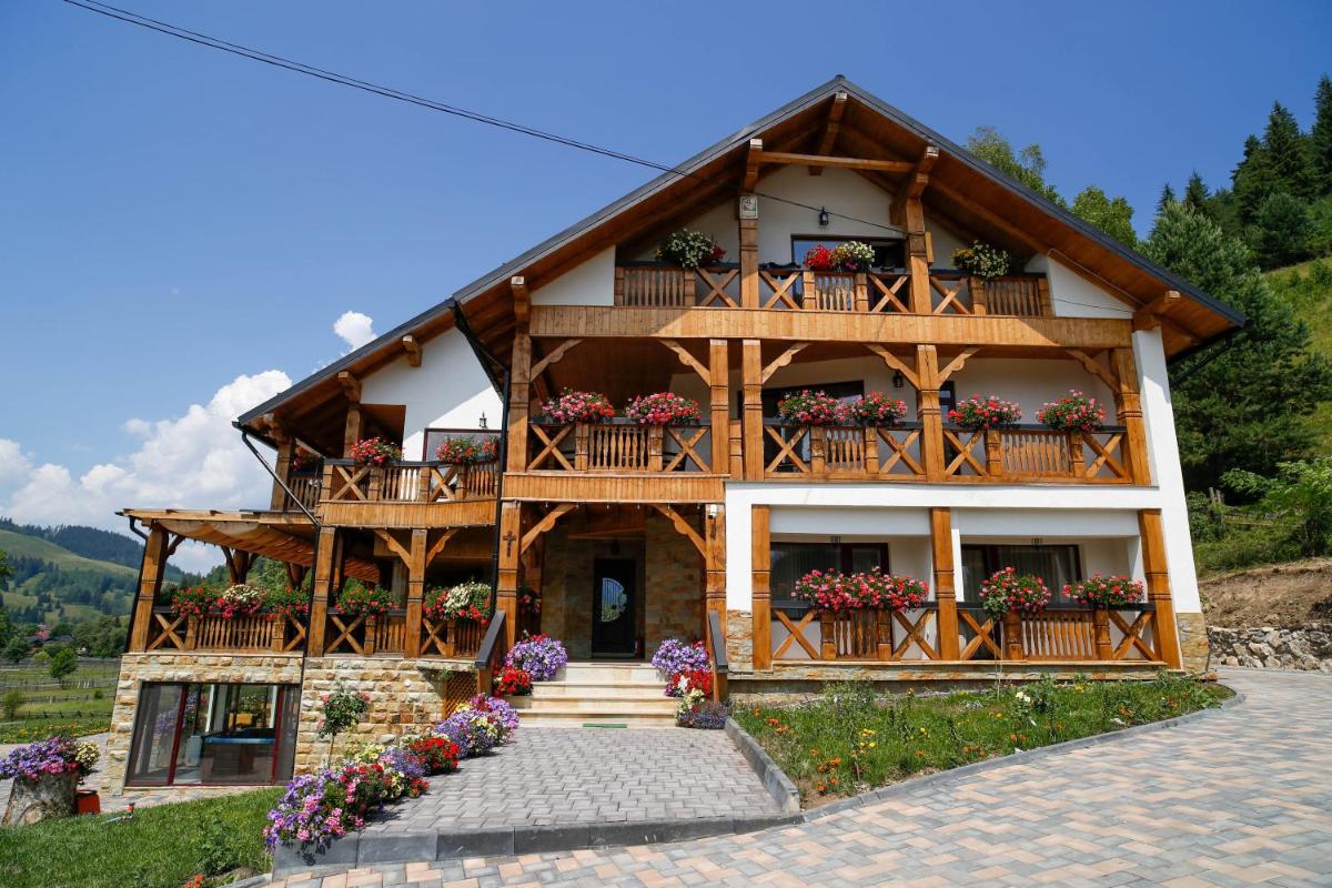 Conacul Baciu - Housity