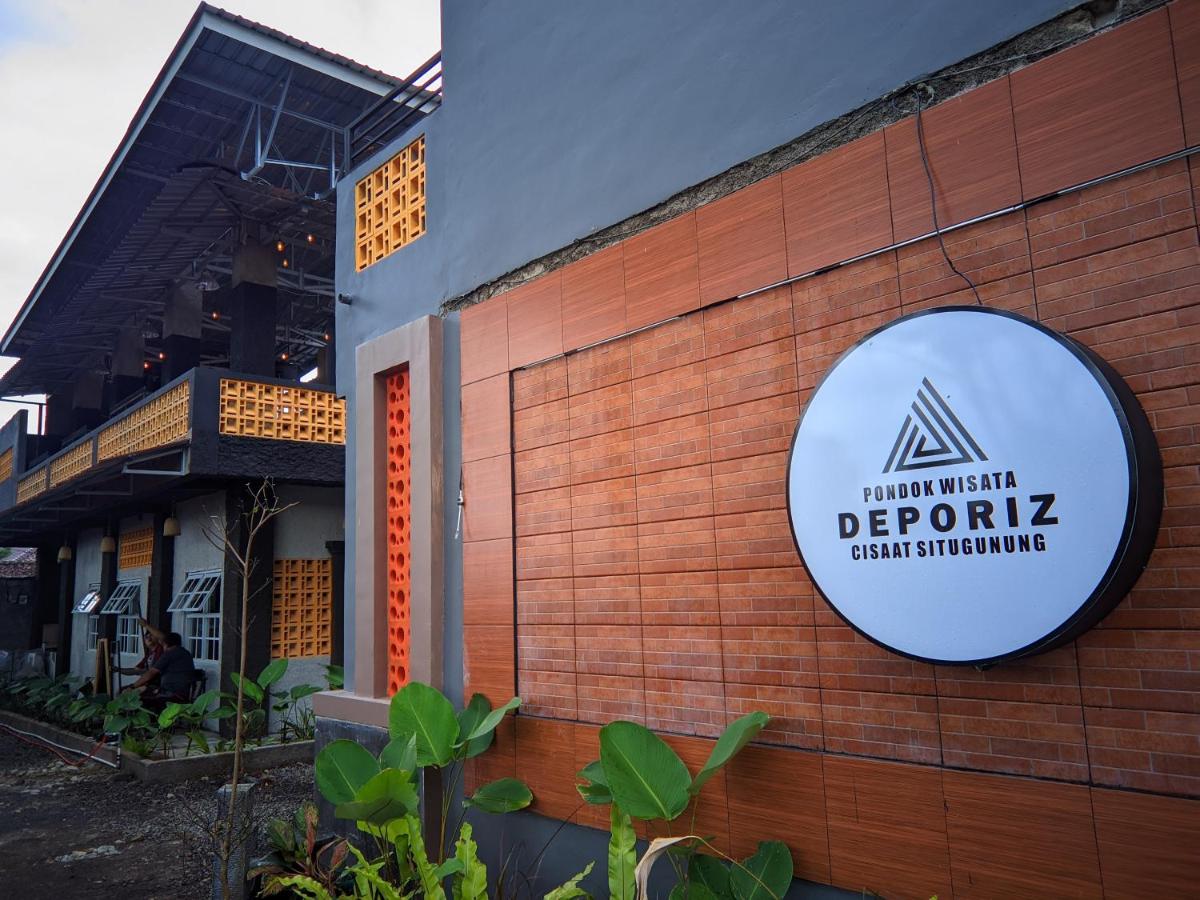 Suitetrails - Pondok Wisata Syariah Deporiz