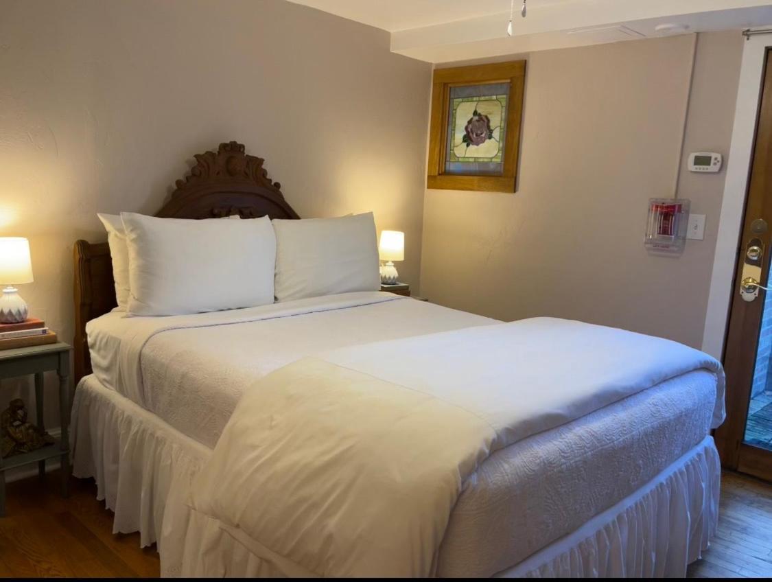 Beaufort House Inn - Housity