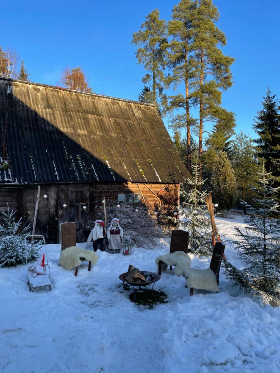 Käänu puhkemaja - Housity