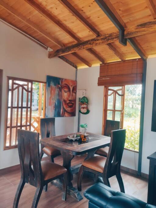 Espectacular Casa-Bonobo house al lado del rio - Housity