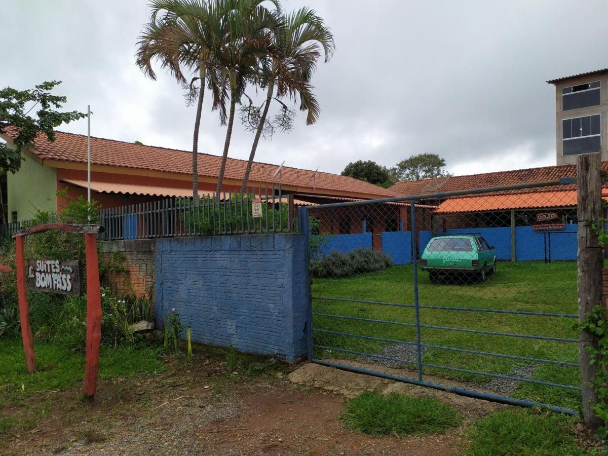 suítes Bomfass - Housity