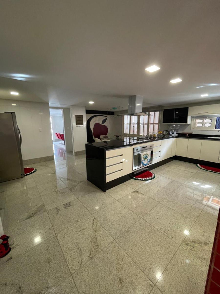 Casa de Luxo em Maria Farinha - Housity