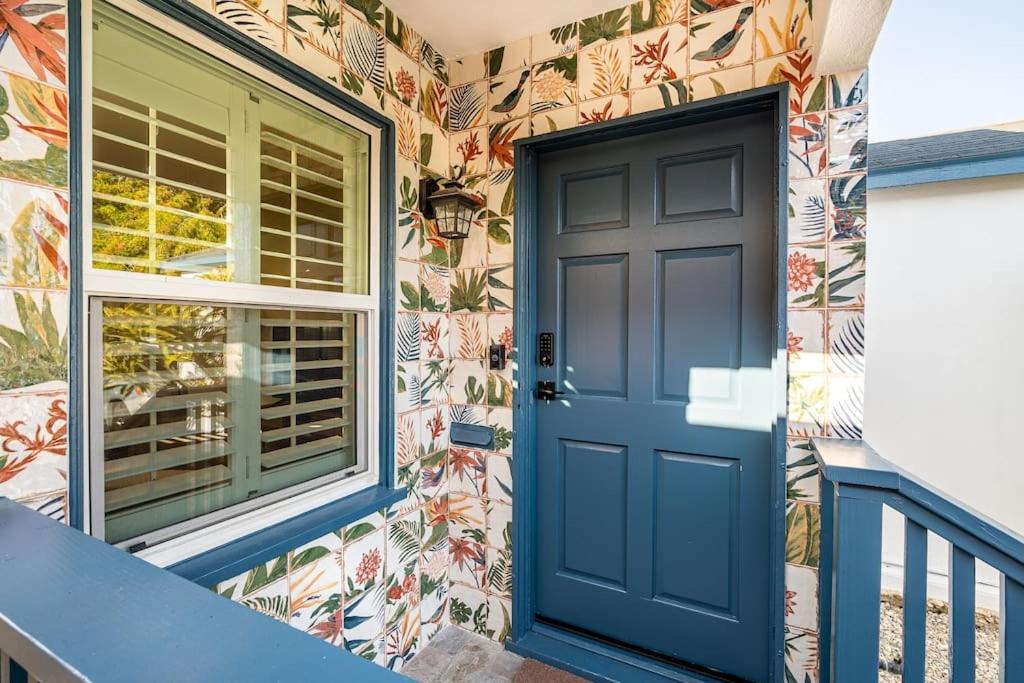 Jacuzzi+Game Room+Backyard Oasis! *5min to SoFi!* - Housity