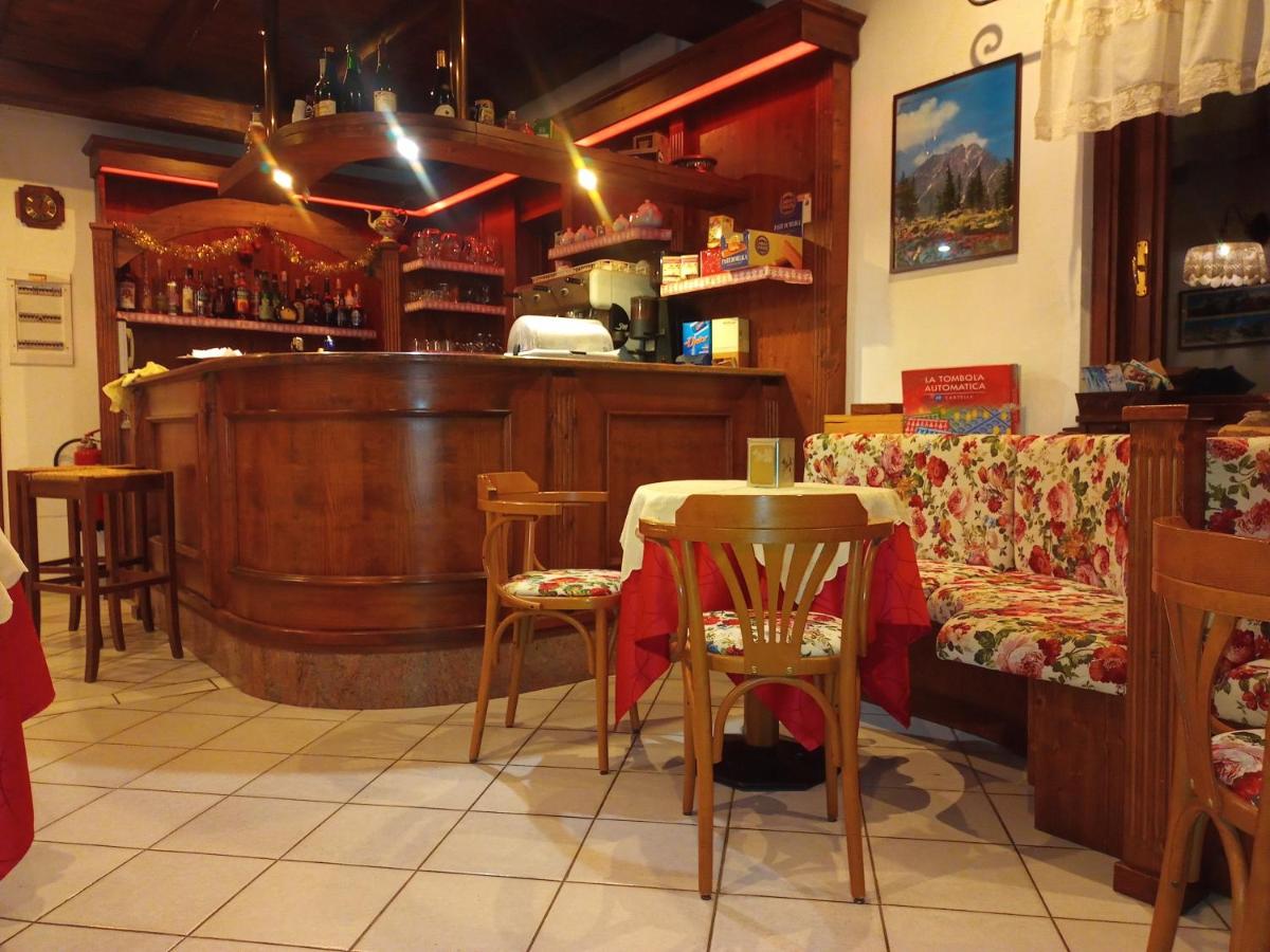 Albergo Martinet - Housity
