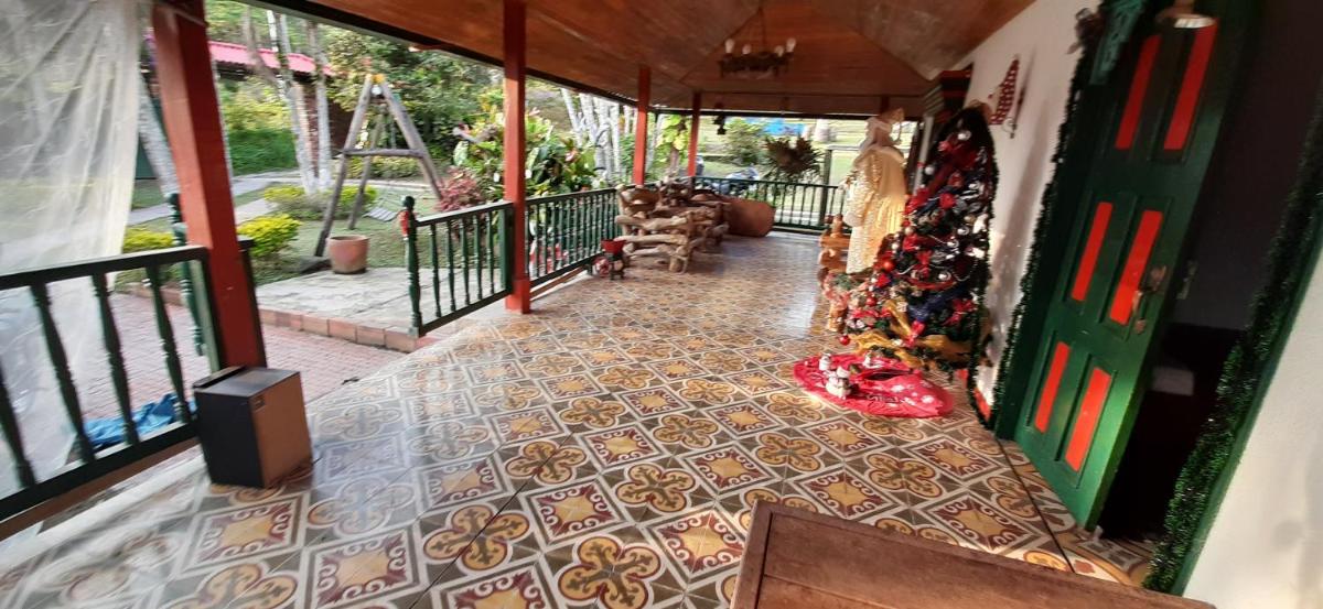 Finca Villa Ceci Sasaima - Housity