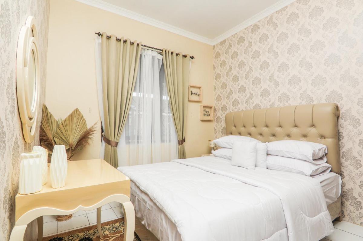 Suitetrails - The Yuwono House Bandung