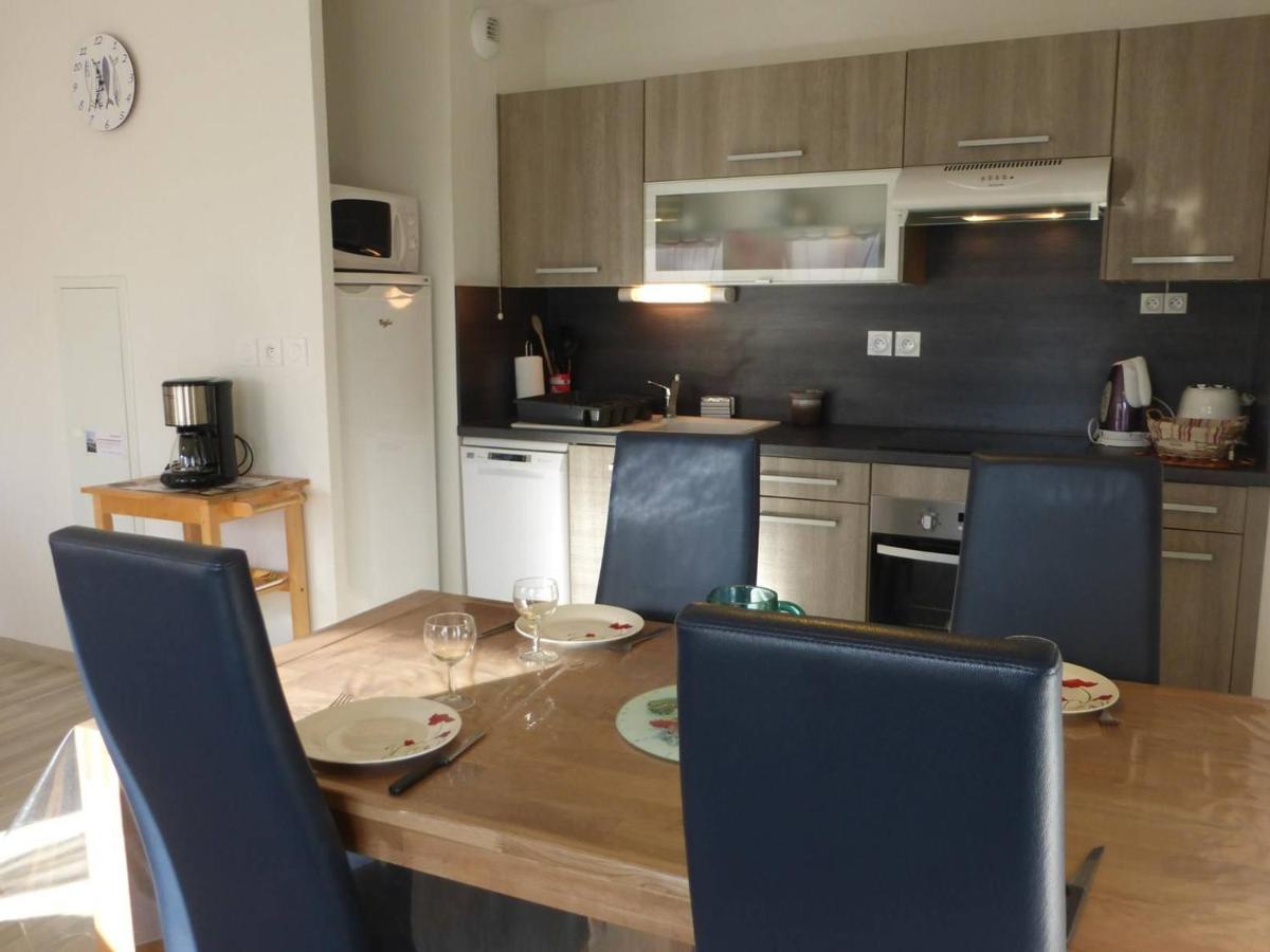 Agréable T2 à 1,5km du centre, proche plage, balcon, parking privé, ascenseur, 4 couchages - FR-1-224-447 - Housity