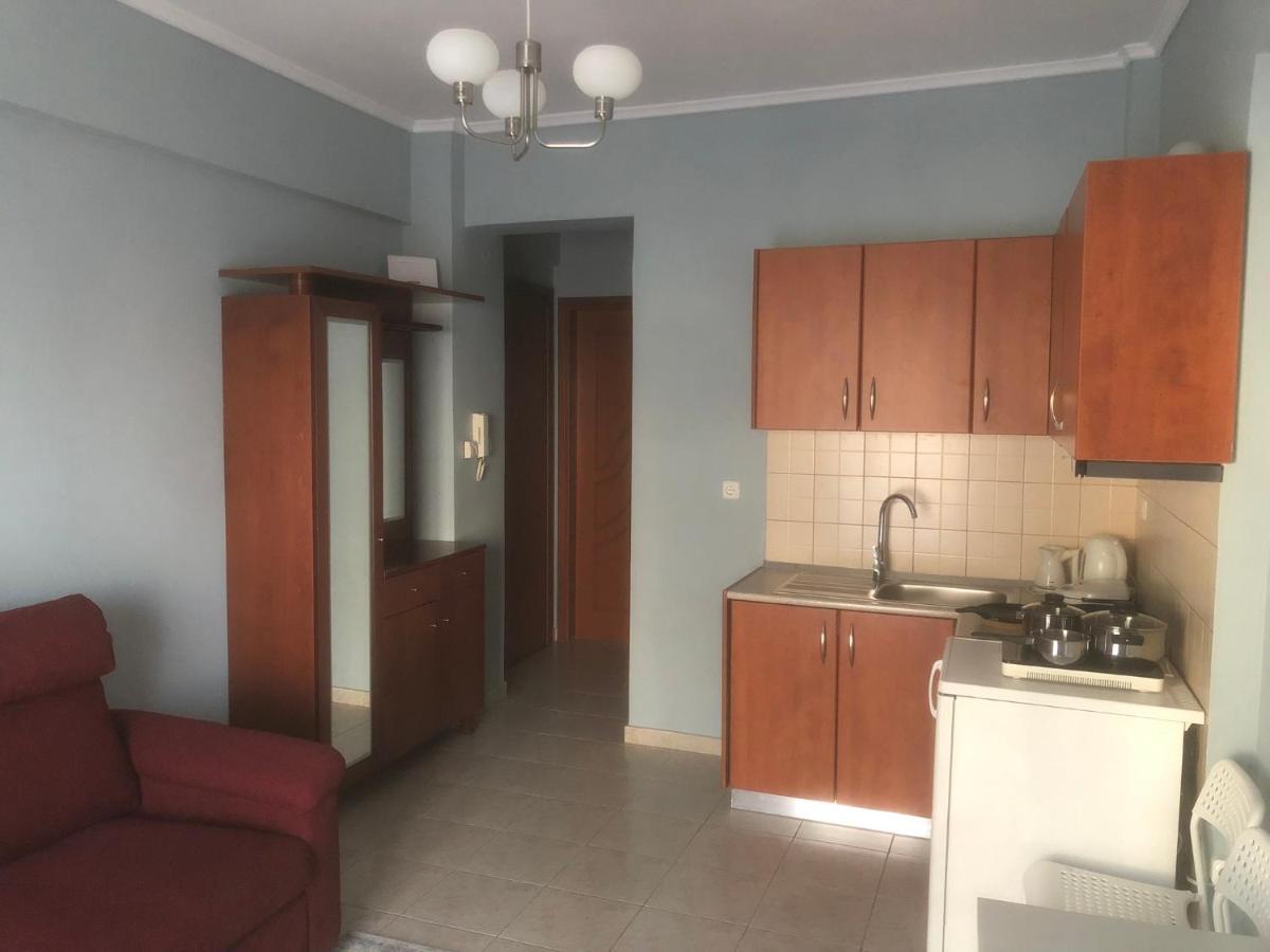 REM One Bedroom Apartment - Housity