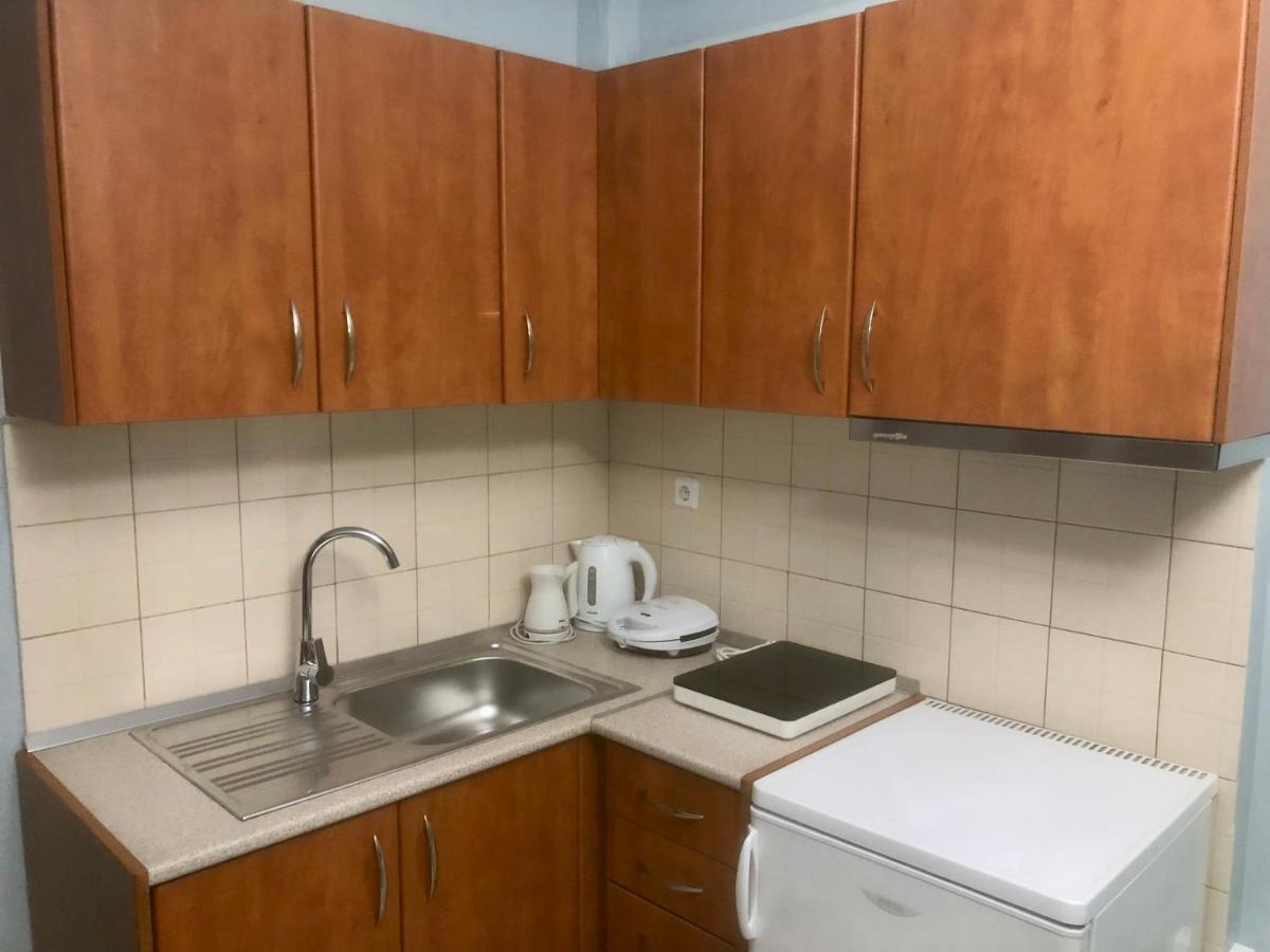 REM One Bedroom Apartment - Housity