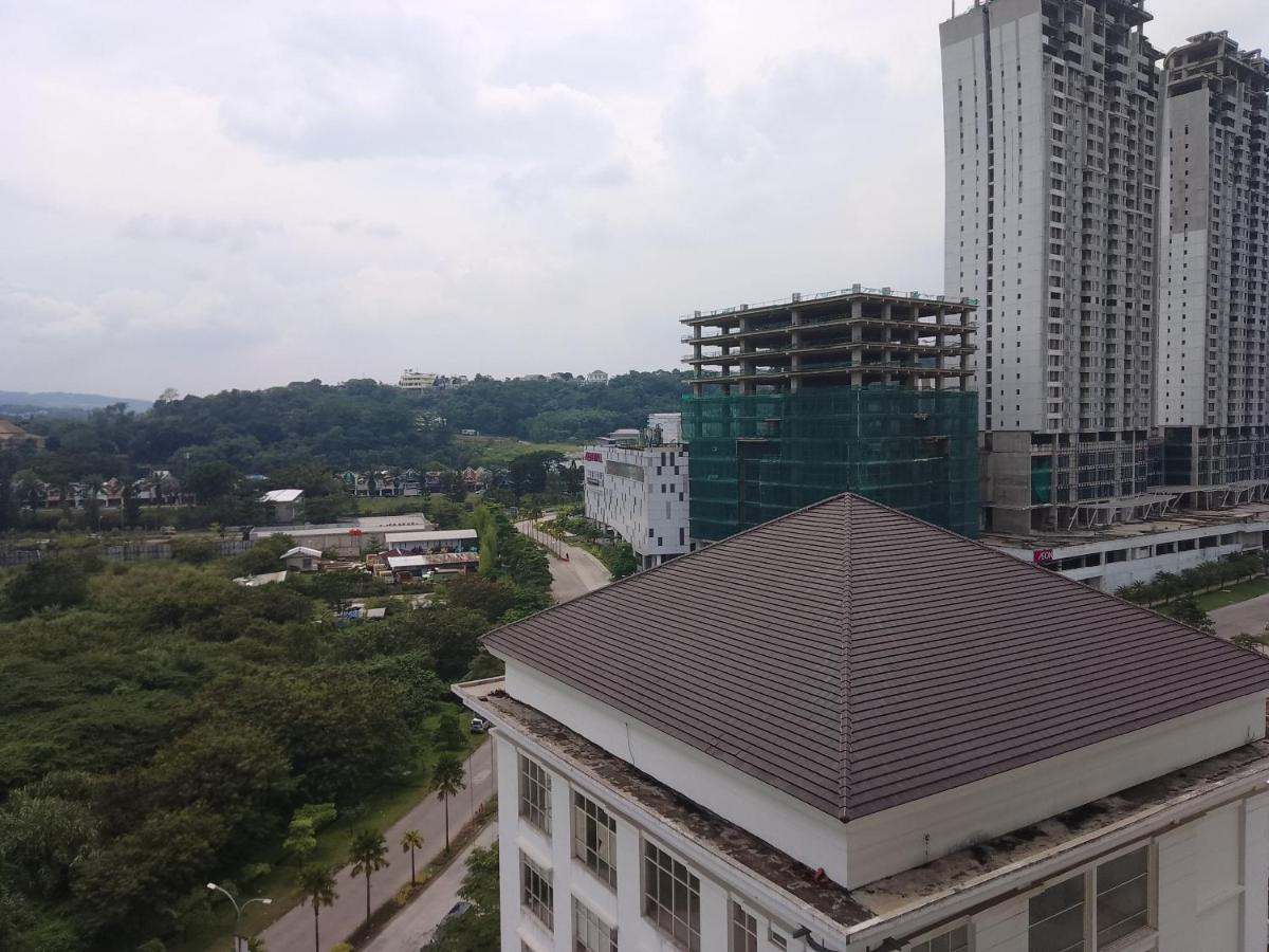 AR Putra at Sentul Tower Apartment by Rindu - Housity