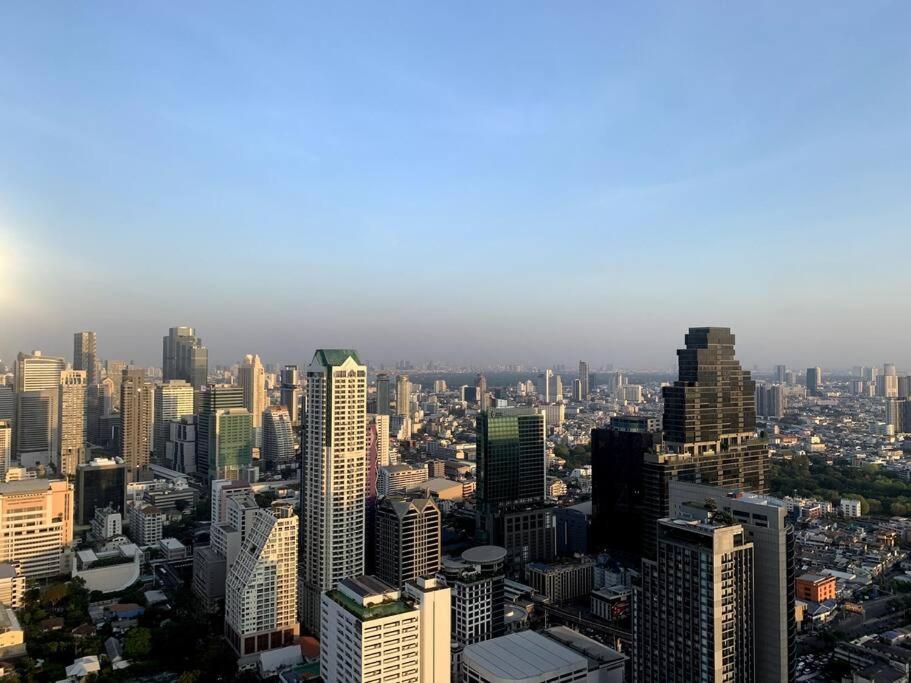 Central Bangkok Loft Style Skyline 100 sq.m. Apt - Housity