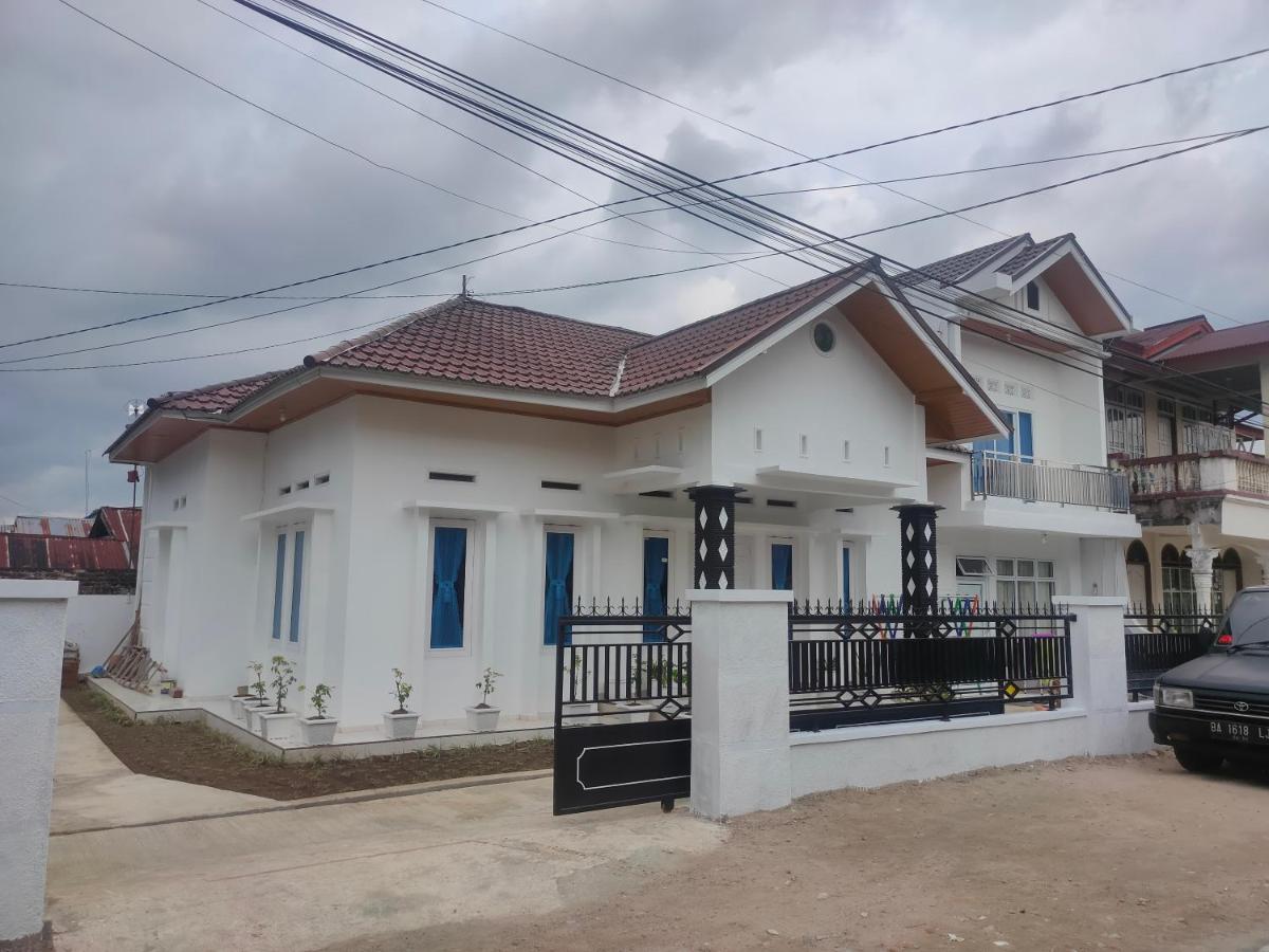 Villa Hayati Bukittinggi - Housity